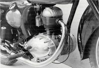 125cc EDL 1956 gros plan moteur Image 1