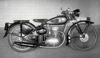 125cc EP présérie 1945 1946 droit Image 1
